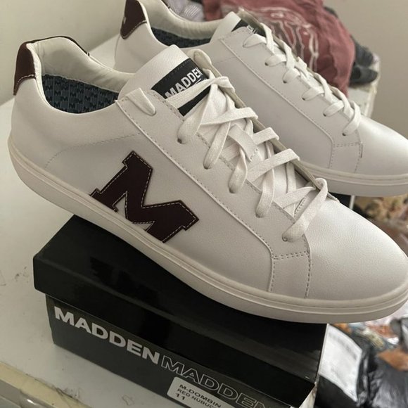 Steve Madden Dombin Nubuck Men's Designer Sneakers SZ 11 !!!NEW!!! (MSRP 88.00) - Picture 1 of 6